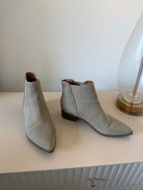 Women’s Taupe Suede Ankle Boots - Minimalist Side-Panel Chelsea